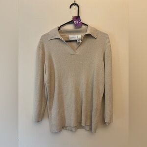 72. Liz Claiborne Cream V-Neck Sweater Size Large